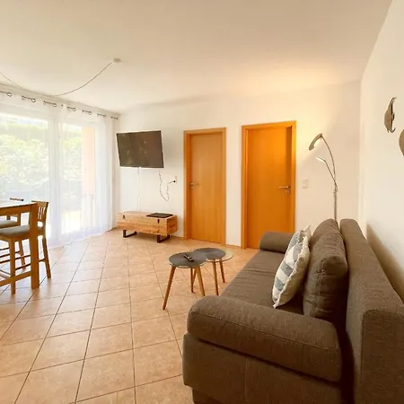 Waldstrasse 2 Ostseestrand